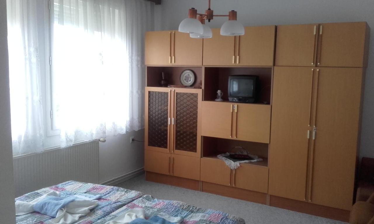 Andrea Vendeghaz Apartment Heviz Luaran gambar